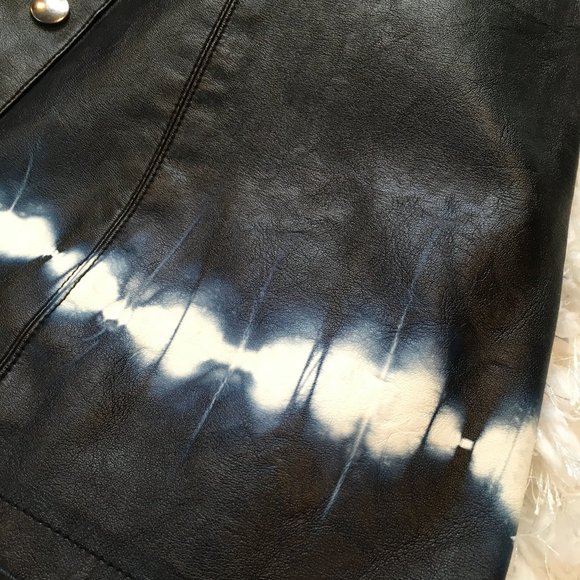 **SOLD** ZARA VEGAN TIE DYE MINI - Picture 3 of 9